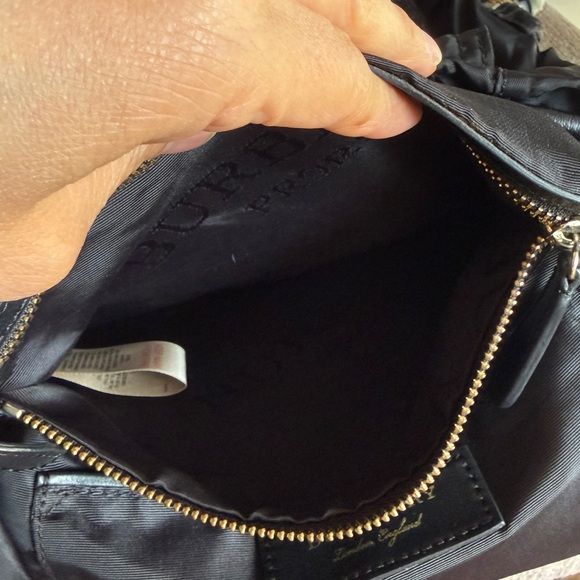 Authentic Burberry backpack - Picture 13 of 15